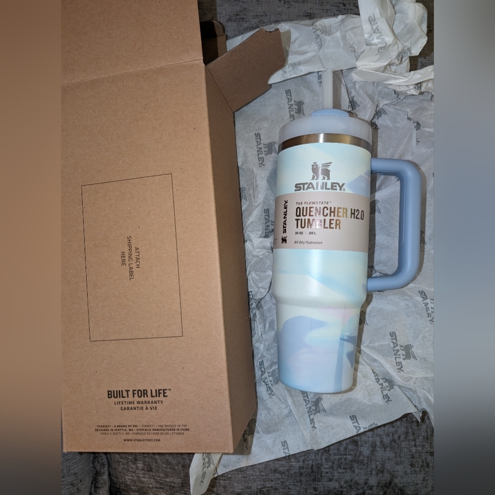 THE CLEAN SLATE QUENCHER H2.0 FLOWSTATE™ TUMBLER | 30 OZ Cool Serene Brushstroke